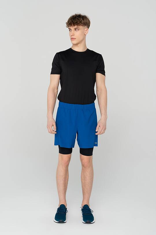 Medium length lightweight stretch fabric shorts 1 | Audimas