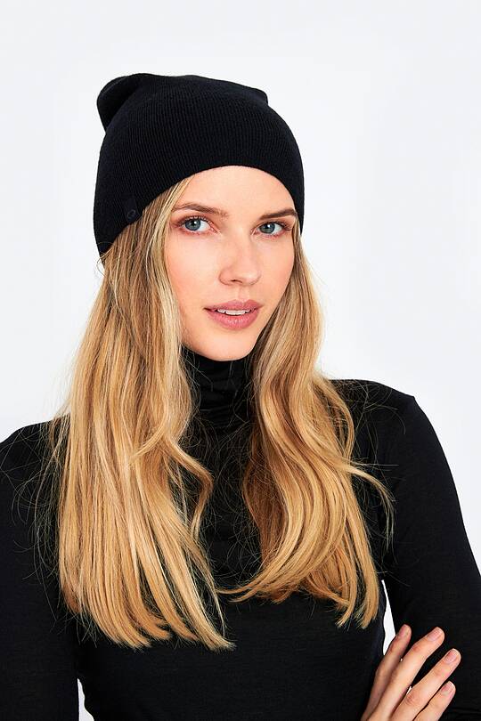 Knitted merino wool hat with cashmere 1 | Audimas