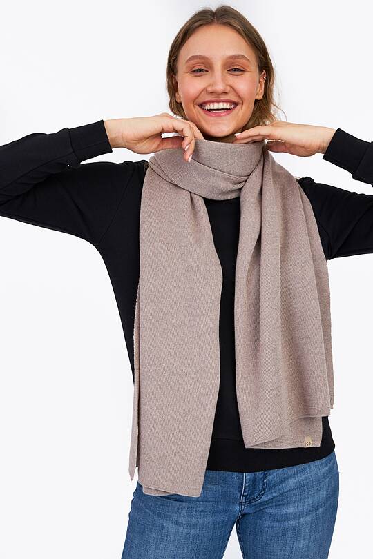 Knitted merino wool scarf 2 | Audimas