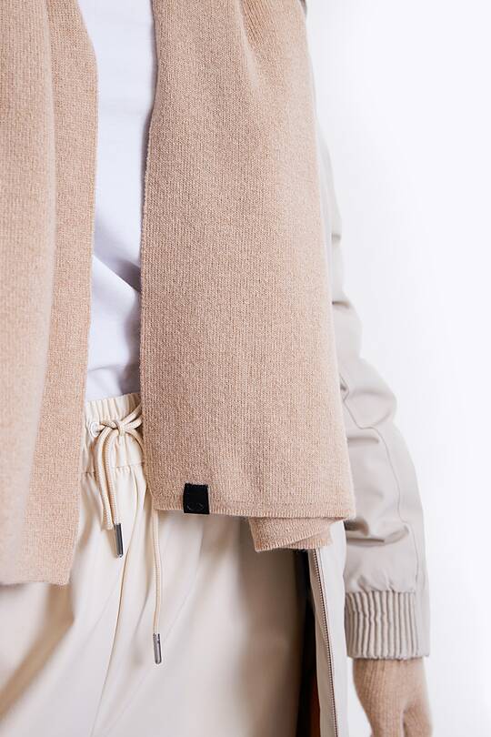 Knitted merino wool scarf with cashmere 2 | Audimas