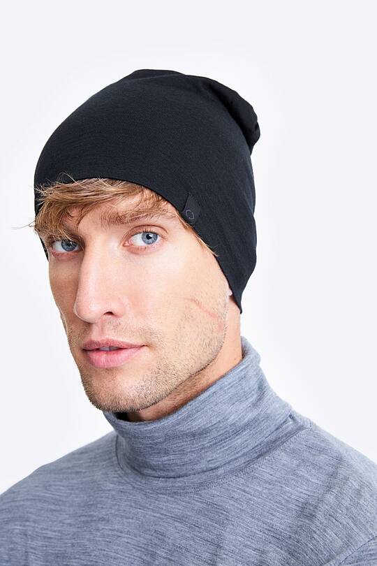 Knitted merino wool hat 1 | Audimas