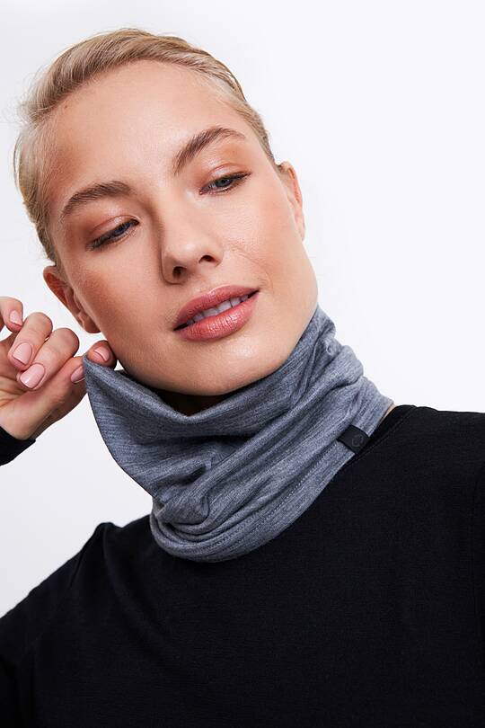 Knitted merino wool neck muff 1 | Audimas