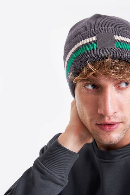 Knitted merino wool hat 2 | Audimas