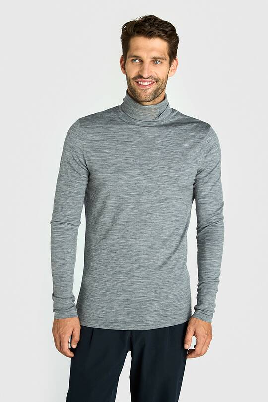 Light merino wool roll neck top 1 | Audimas