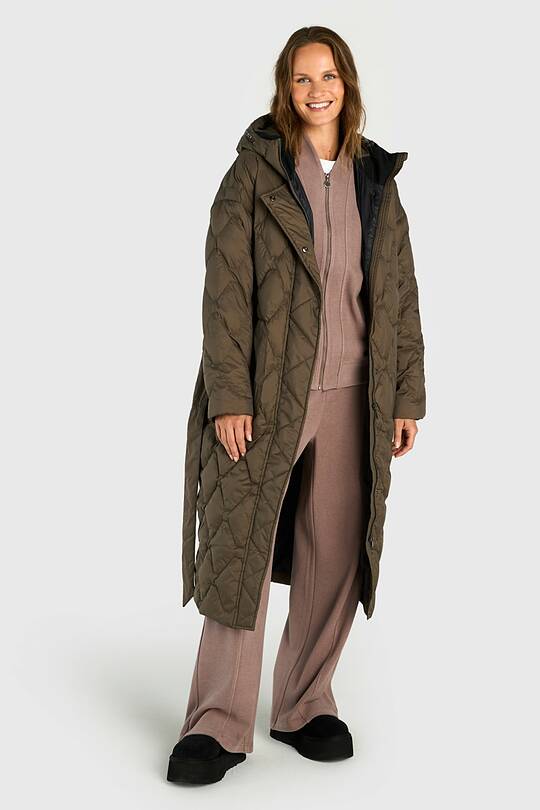 Down coat with cocooning hood 1 | Audimas