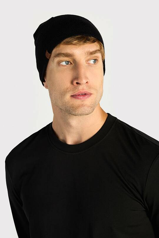 Knitted merino wool beanie 1 | Audimas