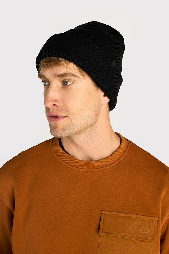 Knitted merino wool hat 1 | Audimas