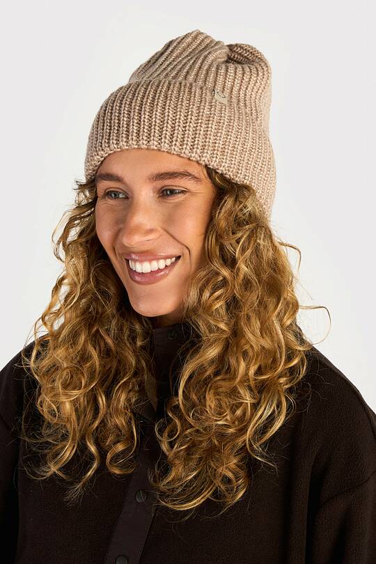 Merino wool and cotton blend knitted hat 2 | Audimas