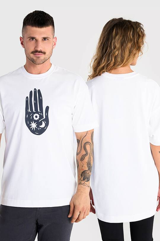Short sleeves cotton T-shirt ,,The World in Your Hands" 1 | Audimas