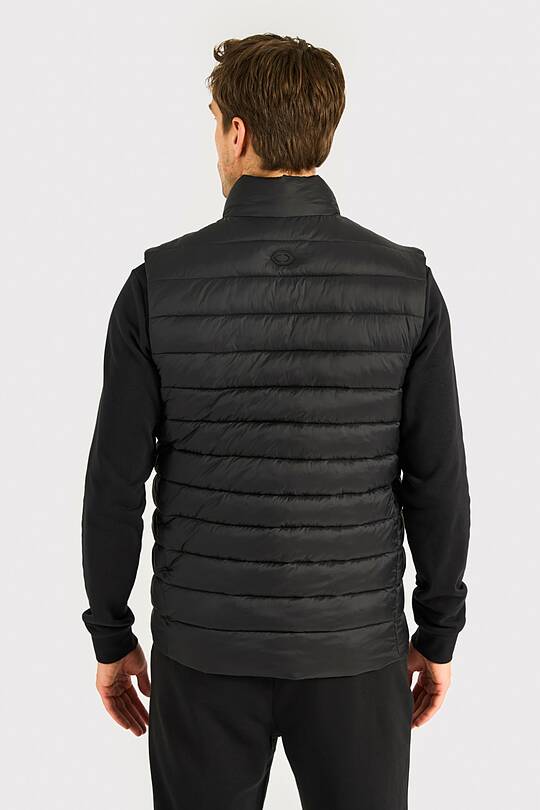 Lightweight vest with synthetic insulation 2 | Audimas