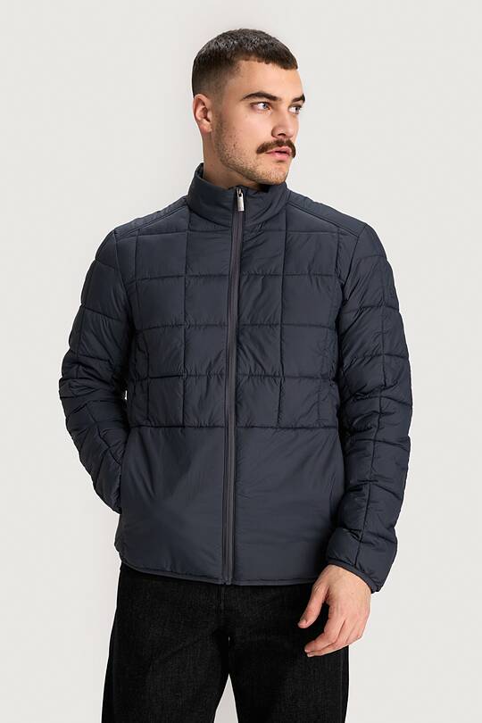 Lightweight jacket with synthetic insulation 1 | Audimas