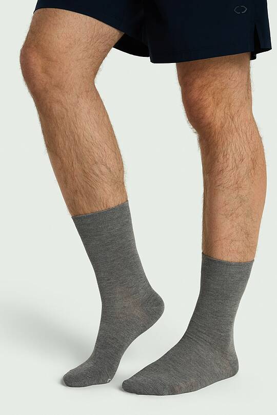 Crew length viscose fiber socks 1 | Audimas