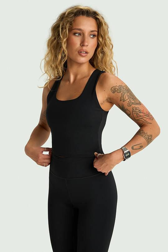 Elongated sports bra 2 | Audimas