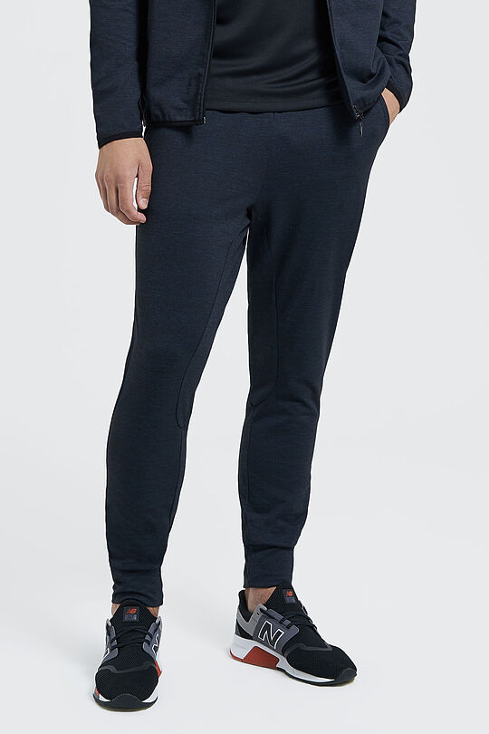 Soft surface regular fit sweatpants 1 | BLACK | Audimas