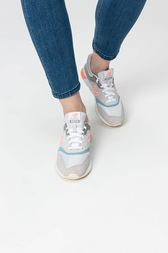 NEW BALANCE Women's CW997HAP Casual Sneaker 4 | GREY/BLUE | Audimas