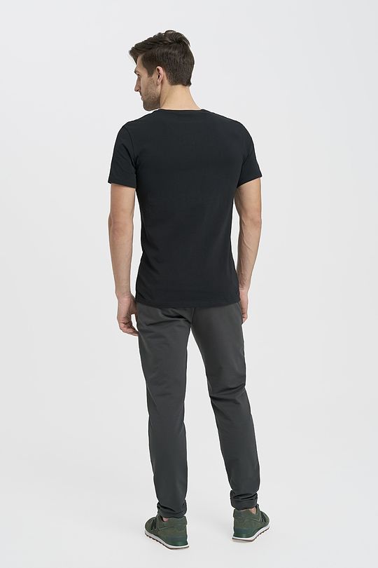 Organic cotton v-neck T-shirt 5 | BLACK | Audimas