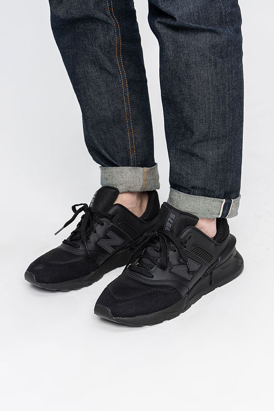 NEW BALANCE Men's MS997LOP Casual Sneaker 1 | BLACK | Audimas