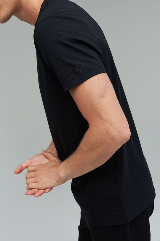 Stretch cotton t-shirt 3 | BLACK | Audimas