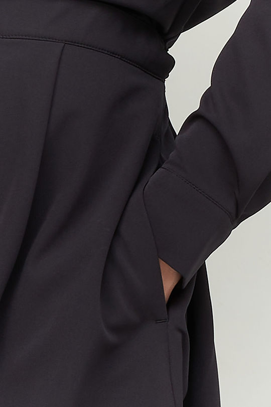 Stretch fabric loose fit dress 6 | BLACK | Audimas
