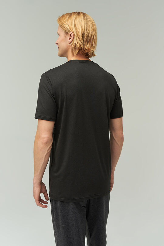 Functional recycled fabric t-shirt 2 | BLACK | Audimas