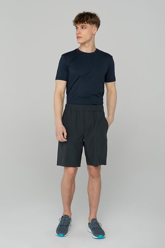 Long lightweight stretch fabric shorts 1 | BLUE | Audimas