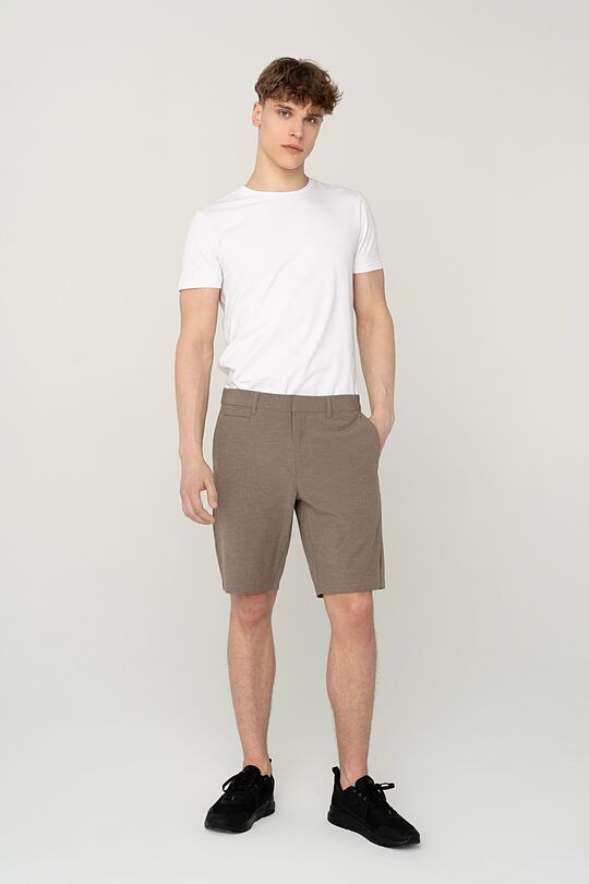 Wrinkle-free stretch fabric shorts 1 | BROWN/BORDEAUX | Audimas