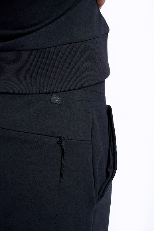 Stretch cotton slim fit sweatpants 5 | BLACK | Audimas