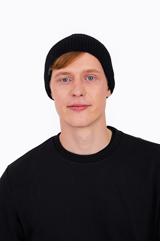 Knitted merino wool cap 3 | BLACK | Audimas