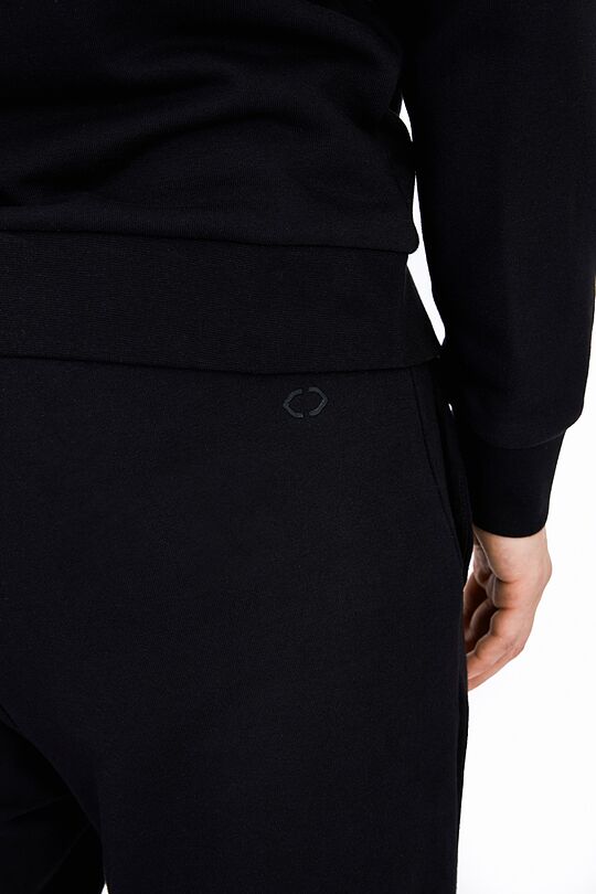 Organic cotton slim fit sweatpants 4 | BLACK | Audimas