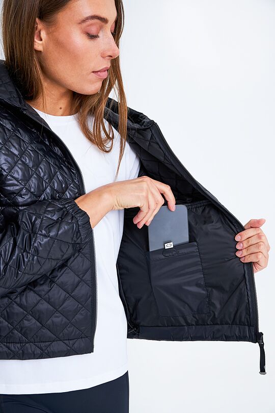 Short oversized quilted jacket 6 | BLACK | Audimas