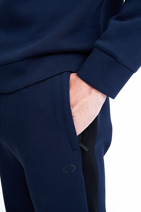 Organic cotton slim fit sweatpants 4 | BLUE | Audimas