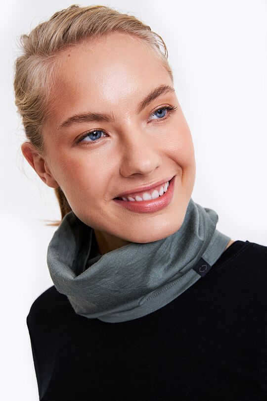 Knitted merino wool neck muff 2 | GREEN | Audimas