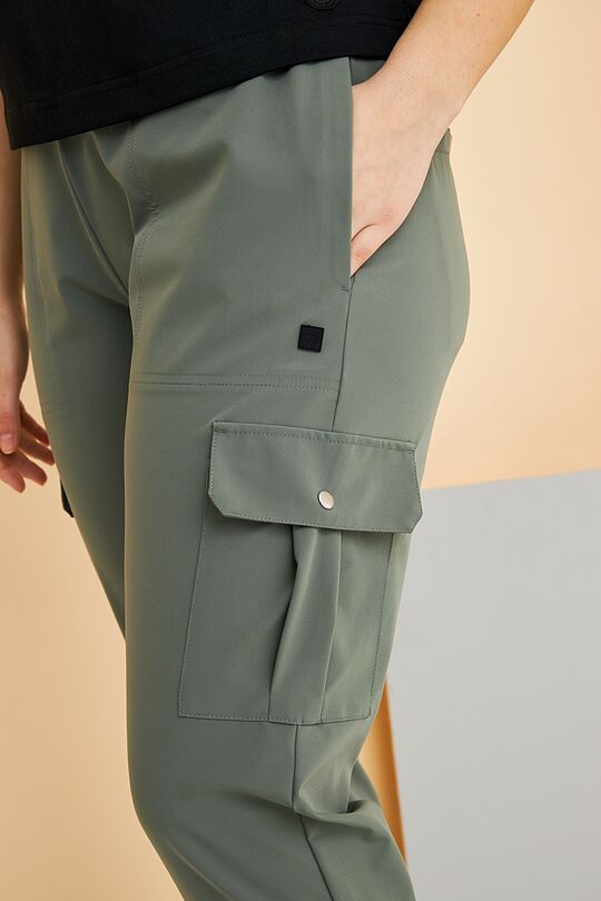 Stretch fabric loose fit pants 4 | GREEN | Audimas