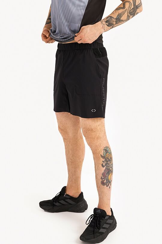 Lightweight stretch fabric shorts 2 | BLACK | Audimas