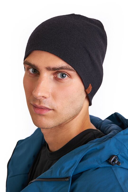 Knitted merino wool beanie 3 | BLACK | Audimas