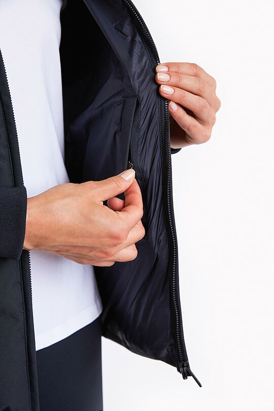 Down jacket with 10 000 membrane 10 | BLACK | Audimas