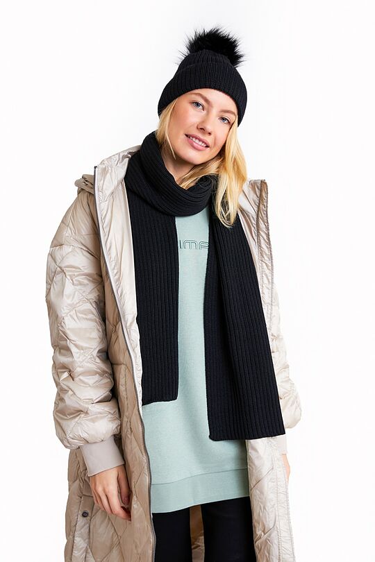 Knitted merino wool beanie with pom pom 3 | BLACK | Audimas