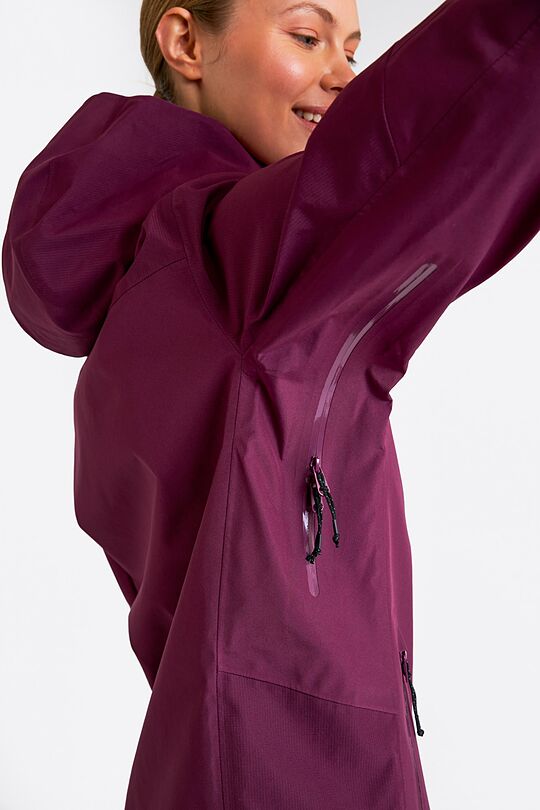 Outdoor hardshell jacket 7 | burgundy | Audimas