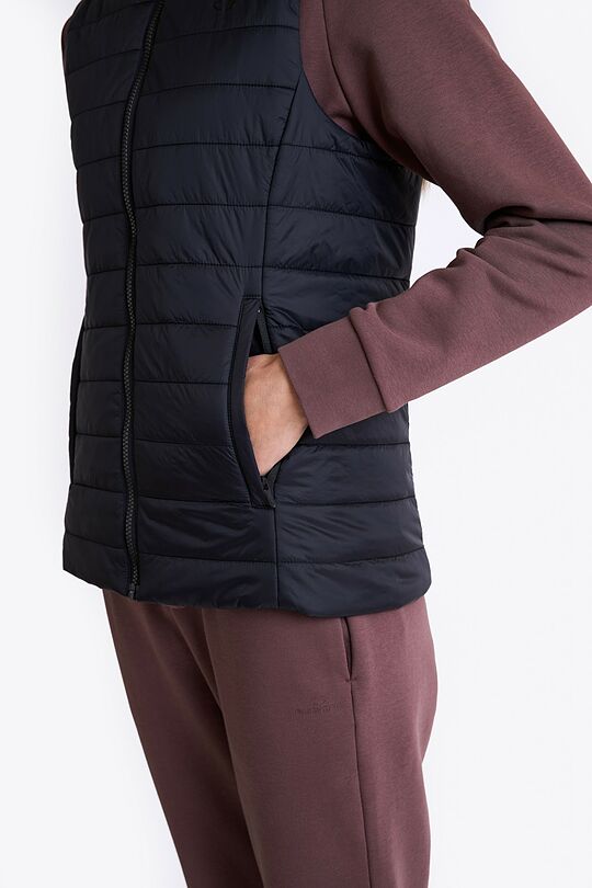 Light vest with Thermore insulation 4 | BLACK | Audimas