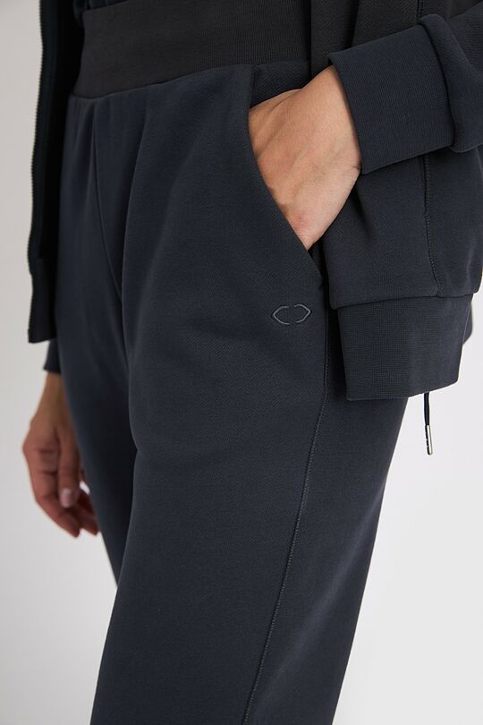 Soft tapered fit cotton sweatpants 4 | GREY | Audimas