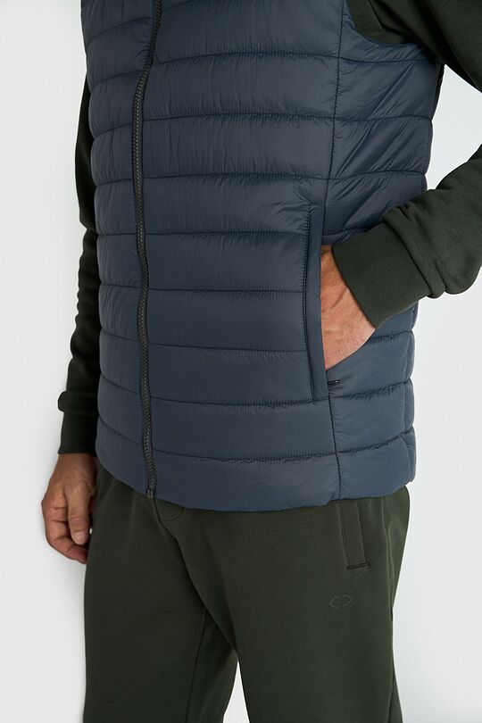 Light vest with Thermore insulation 4 | GREY | Audimas