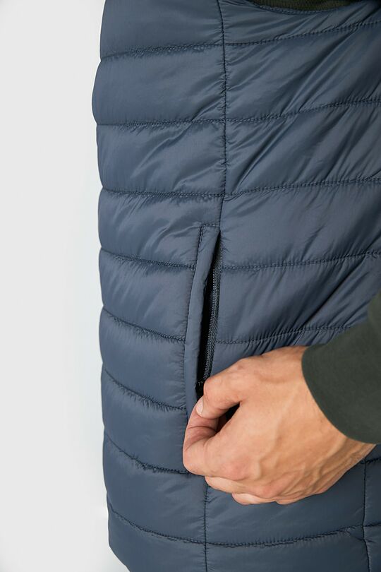Light vest with Thermore insulation 6 | GREY | Audimas
