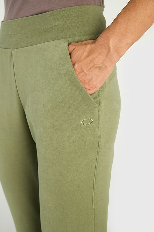 Peach-touch tapered fit cotton sweatpants 4 | GREEN | Audimas