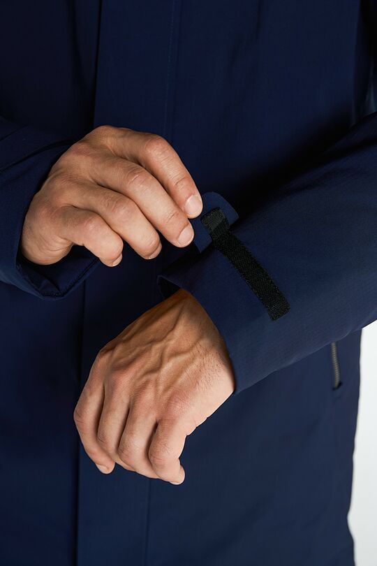 Elongated jacket with synthetic insulation and a membrane 5 | BLUE | Audimas
