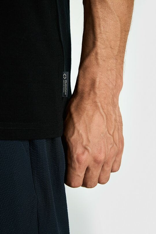 Light merino wool T-shirt 3 | BLACK | Audimas
