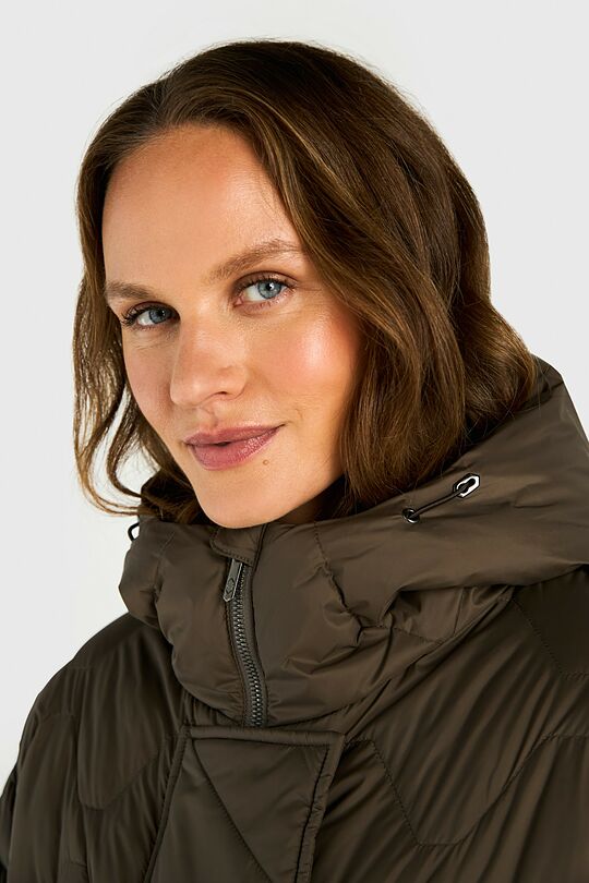 Down coat with cocooning hood 5 | BROWN | Audimas