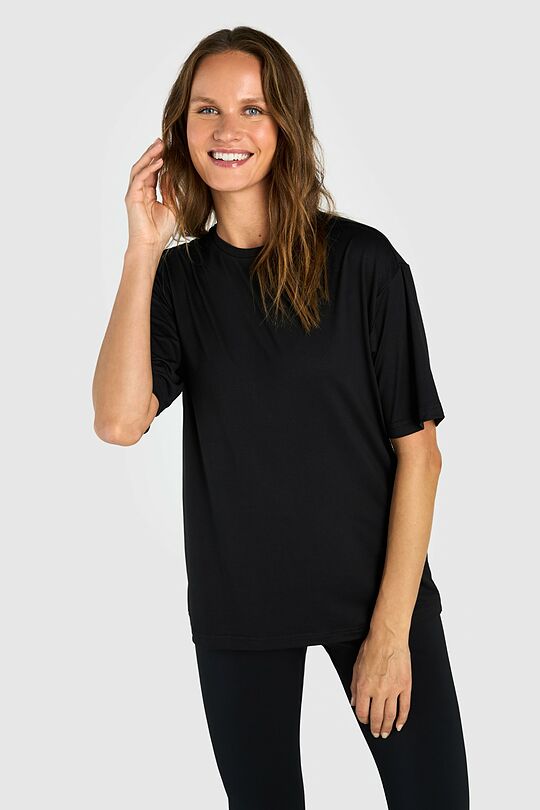 Peach touch synthetic T-shirt 1 | BLACK | Audimas