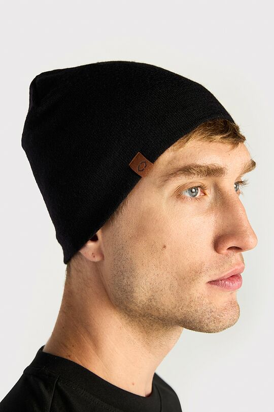 Knitted merino wool beanie 5 | BLACK | Audimas