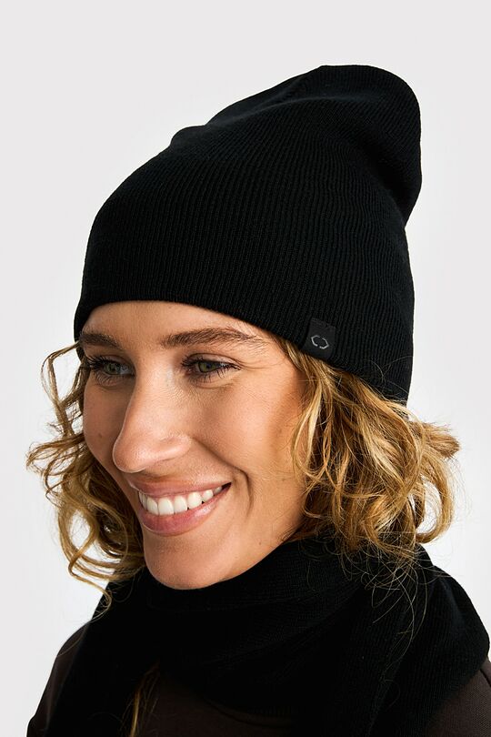 Knitted merino wool hat 4 | BLACK | Audimas