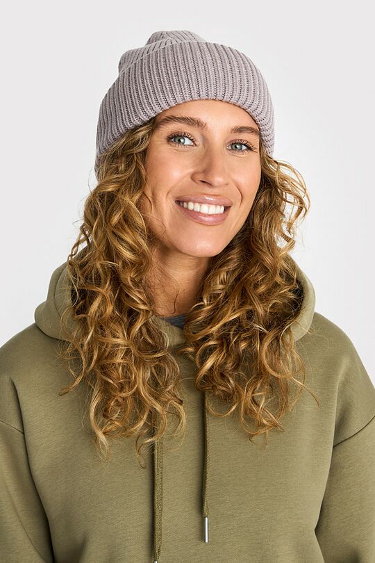 Knitted beanie with with Lenzing EcoVero viscose 1 | Cream | Audimas